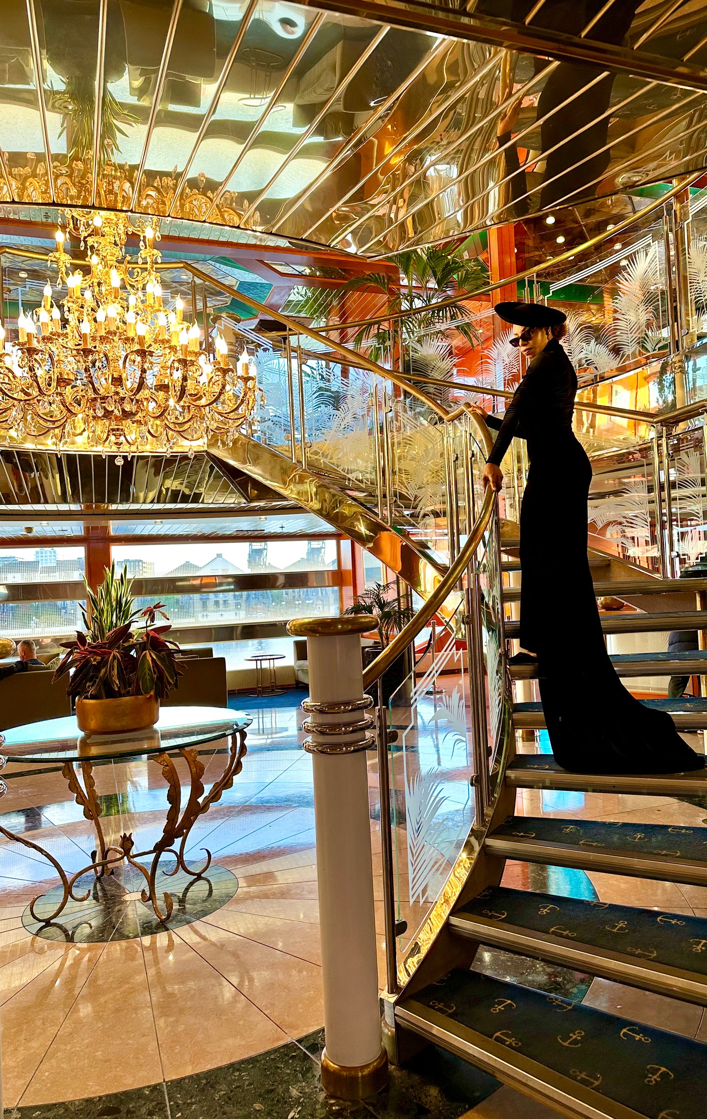 RENTAL - Silk velvet dress with train - black